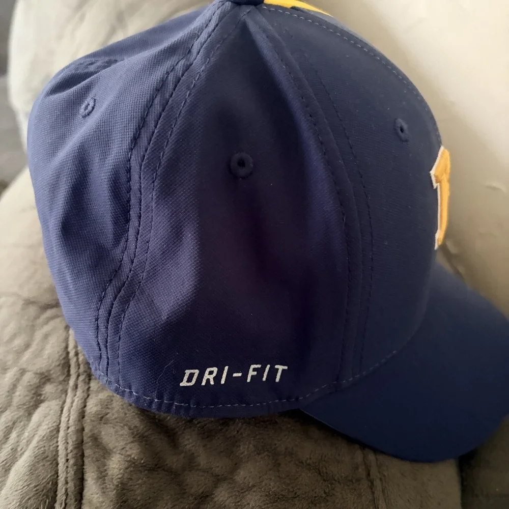 NIKE Bethel University HAT Yellow/Blue dri-fit Adjustable‎ OSFM Adult Legacy91